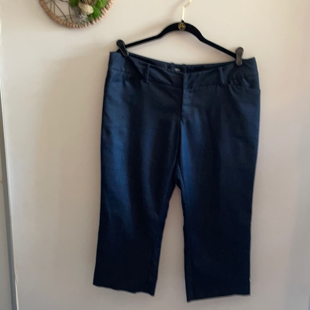 Wide leg capri slacks